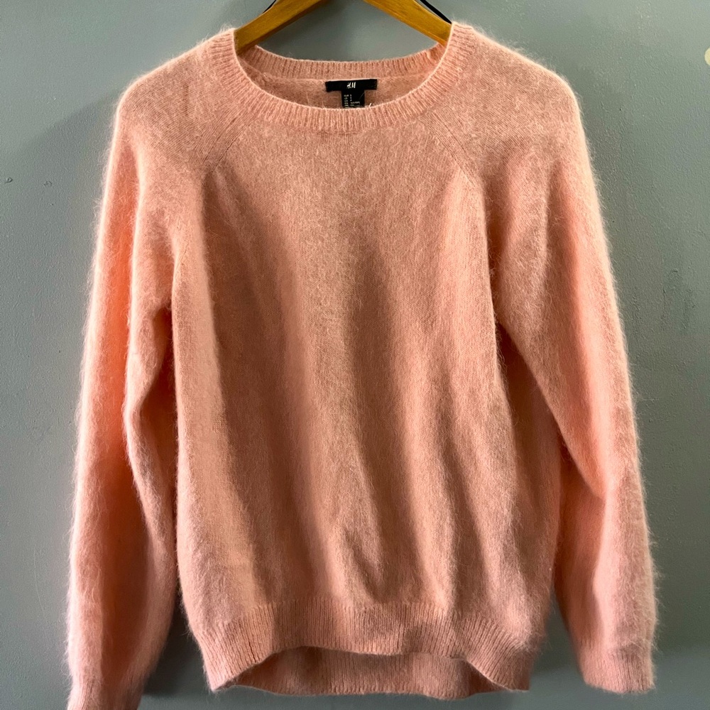 Pink fuzzy sweater from Lana Del Rey x H&M collab